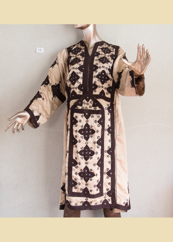 Kjoler med Balochi-broderier nr11